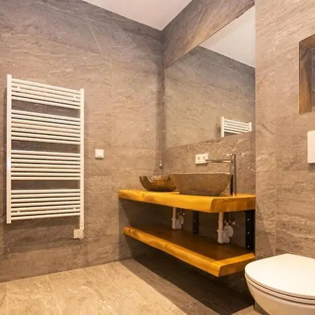 Holiday home Falkensteinalm 2