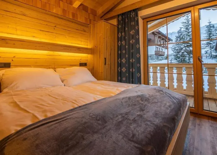 Falkensteinalm 2 *